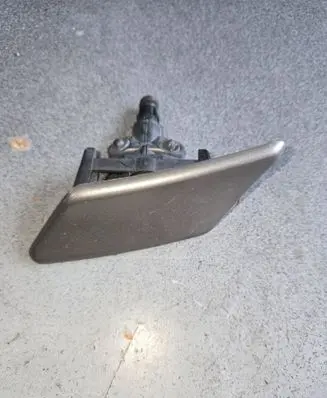 Peugeot 307 Headlight washer spray nozzle cap/cover 9637546177