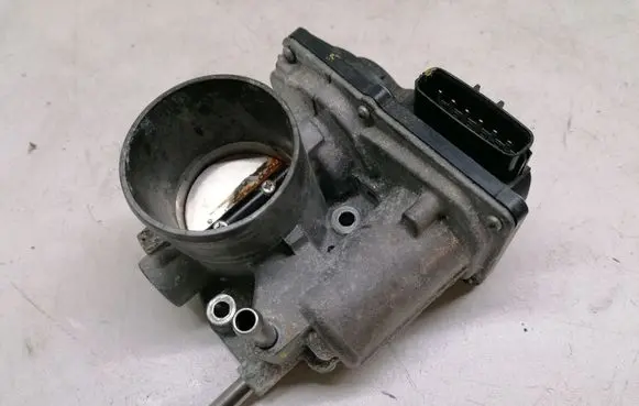 Toyota Yaris Electric throttle body valve 220300Y110 145003U18