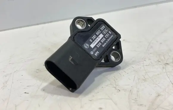 Audi A6 S6 C6 4F Air pressure sensor 038906051B