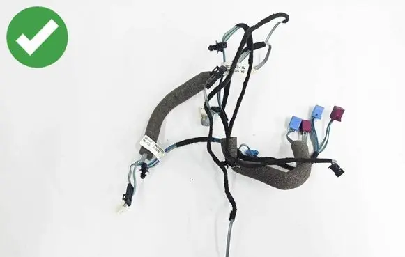 Mercedes-Benz C W204 Front door wiring loom A2045409533