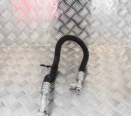 Air conditioning (A/C) pipe/hose