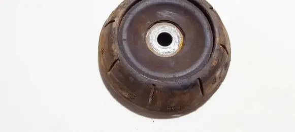 Opel Zafira A Coil spring mount 