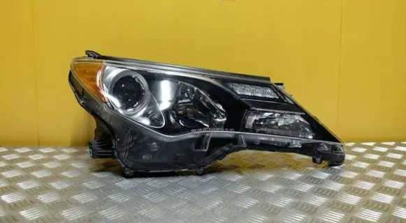 Toyota RAV 4 (XA40) Headlight/headlamp W0717 2189