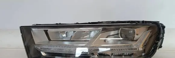 Audi Q7 4M Headlight/headlamp 4M0941033 7713100000