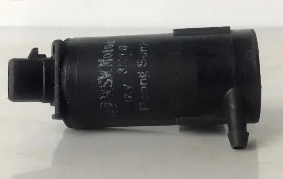 Volvo S60 Windscreen/windshield washer pump 1637624