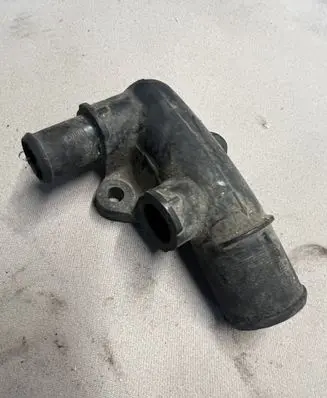 Peugeot 607 Engine coolant pipe/hose