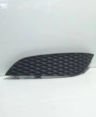Opel Astra H Front bumper lower grill 13225762 375768702