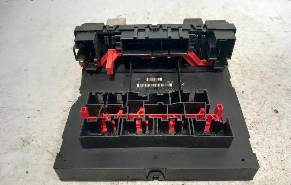 Volkswagen PASSAT B6 Comfort/convenience module 3C0937049H