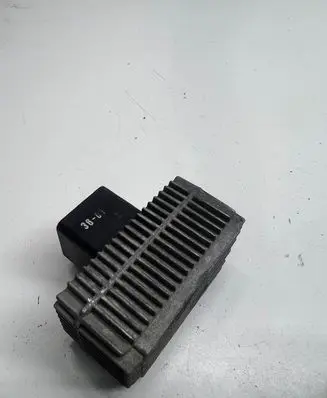 Opel Astra G Glow plug pre-heat relay 09132691 51299008