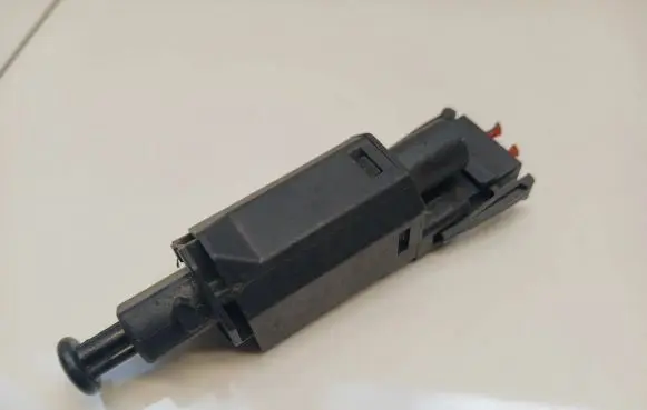 Volkswagen Golf IV Brake pedal sensor switch 191971993