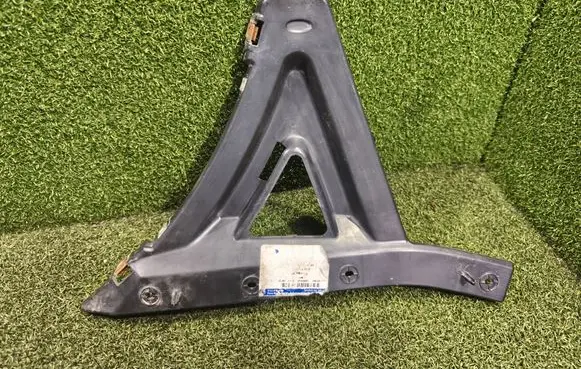 Ford Transit Custom Front bumper mounting bracket GK2117D958AA
