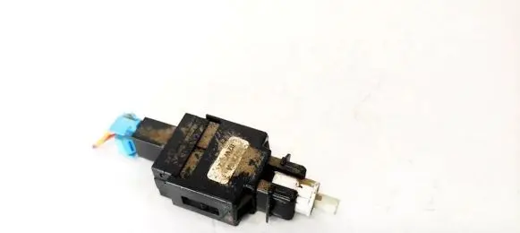 Volvo V70 Brake pedal sensor switch 8622064 02W372