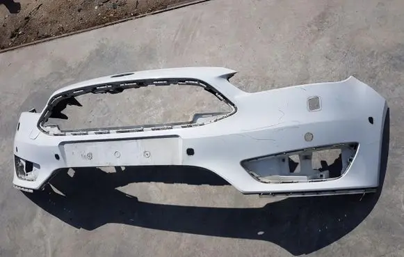 Ford Focus Front bumper