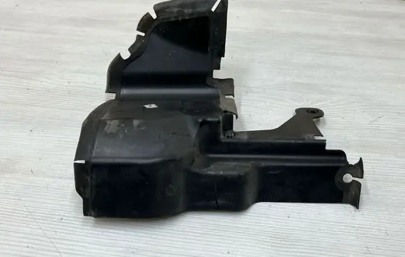 Volvo V70 Intercooler air guide/duct channel 30678190