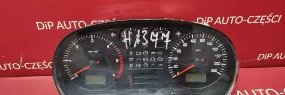 Seat Toledo II (1M) Speedometer (instrument cluster) W01M0920902D