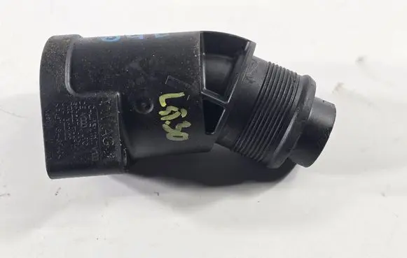 Skoda Octavia Mk3 (5E) Turbo air intake inlet pipe/hose 04L131111T