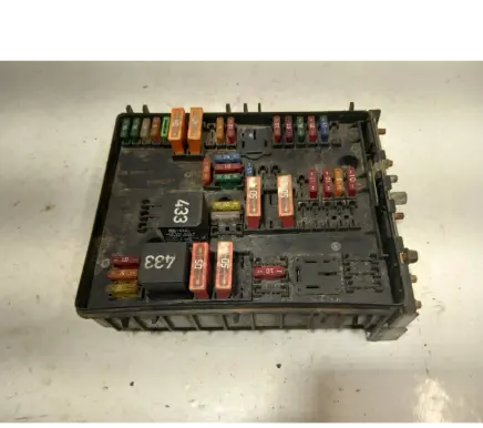 Volkswagen Touran I Fuse box set 1K0937124H