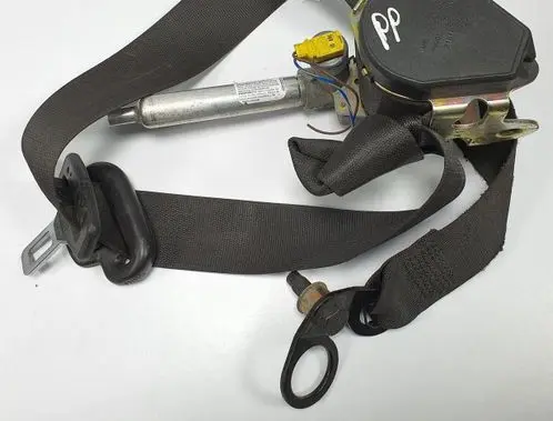 Mercedes-Benz A W168 Front seatbelt 1688603285