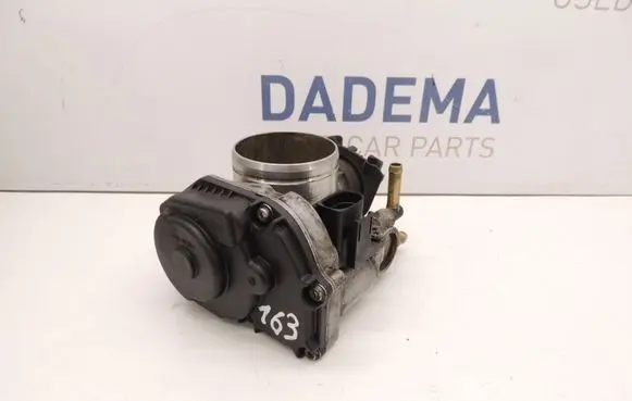 Volkswagen Golf IV Throttle valve D163