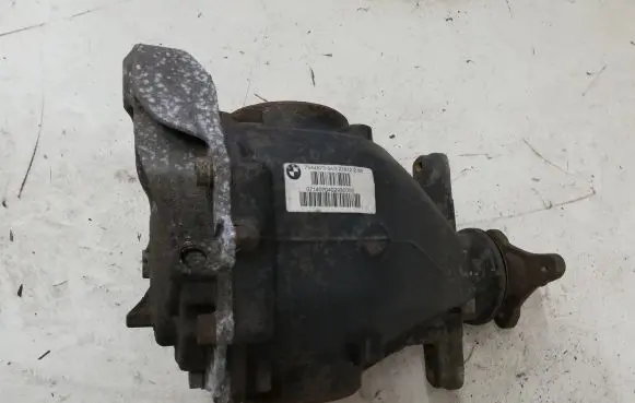 BMW 4 F32 F33 Rear differential 7544873