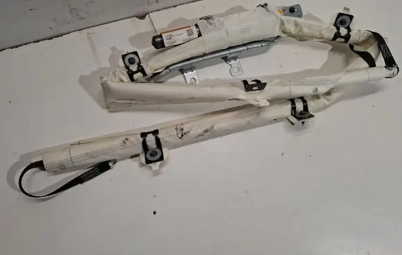 Roof airbag