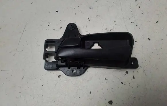 Rear door interior handle