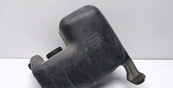 Intake resonator