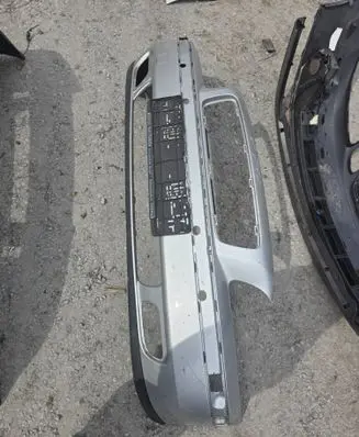 Volvo V70 Front bumper 09484238 14562