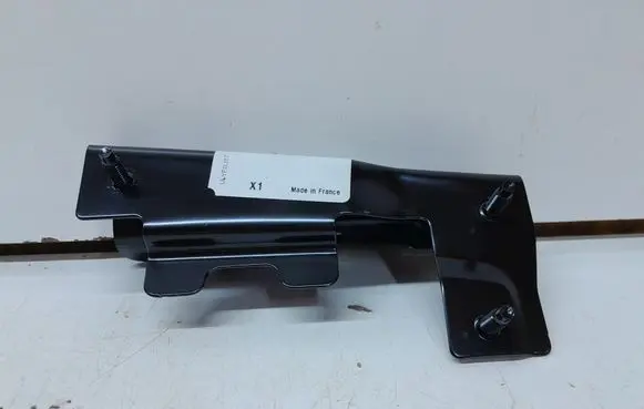 Renault Clio IV Fender mounting bracket 631454920R