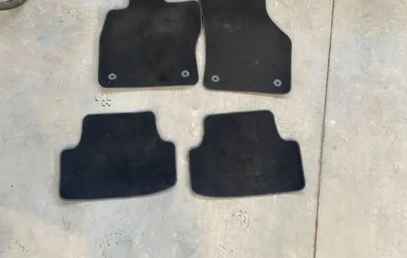 Volkswagen Golf VII Car floor mat set 