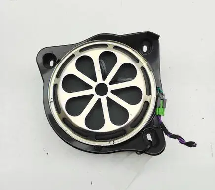 Mercedes-Benz E W213 Subwoofer speaker A2058201302