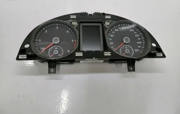 Volkswagen PASSAT CC Speedometer (instrument cluster) 3C8920970S