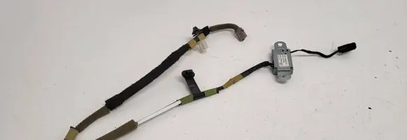 Mazda 3 II Aerial antenna amplifier BBM2659 382461D K5006