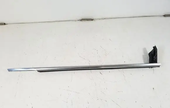 Mercedes-Benz CL C216 Front door glass trim molding A2167200424