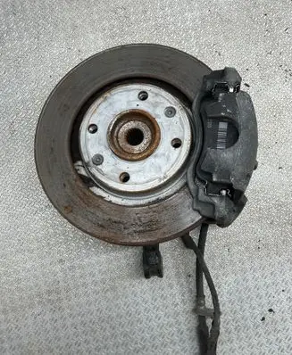 Land Rover Evoque I Front wheel hub