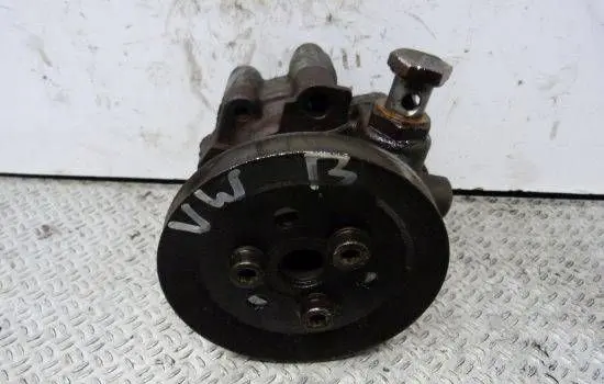 Volkswagen PASSAT B4 Power steering pump 1h0422155c