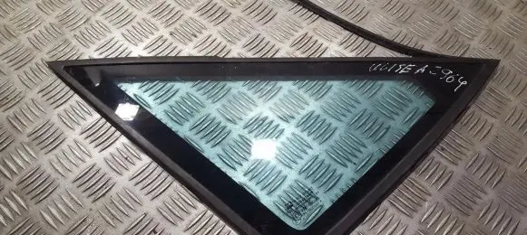 Fiat Ulysse Front triangle window/glass 