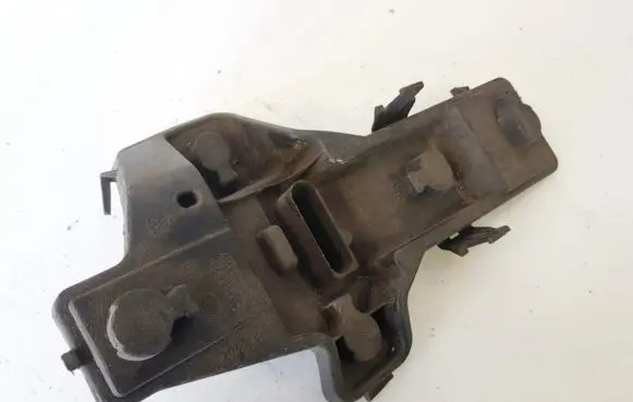 Volkswagen Touran I Tail light bulb cover holder 158688 1t0945258d