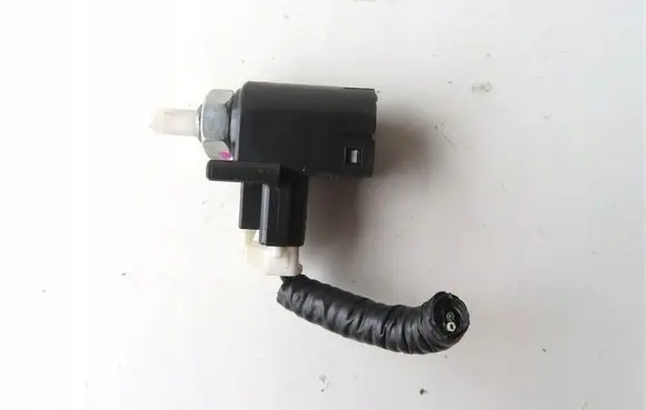 Toyota Verso Clutch fluid level sensor