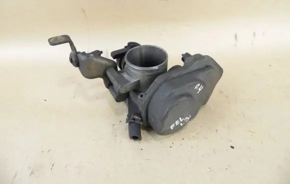 Skoda Felicia I Throttle body valve 5WP4270