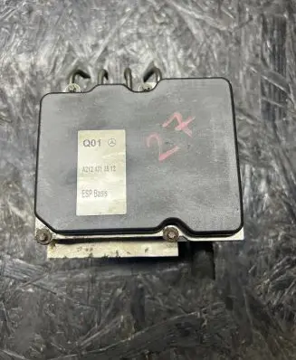 Mercedes-Benz E W212 ABS Pump A2124313512
