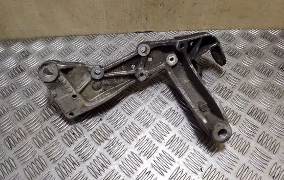 Skoda Octavia Mk2 (1Z) Other front suspension part 1K0199296F
