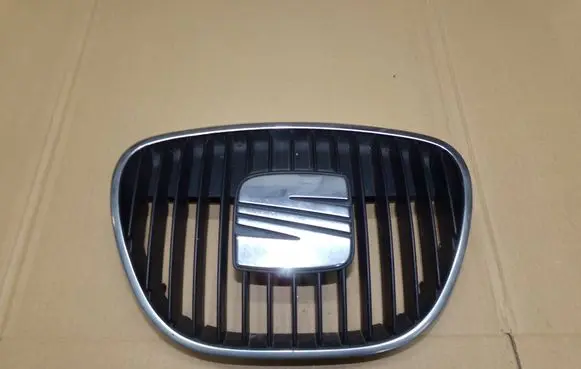 Seat Ibiza III (6L) Front grill