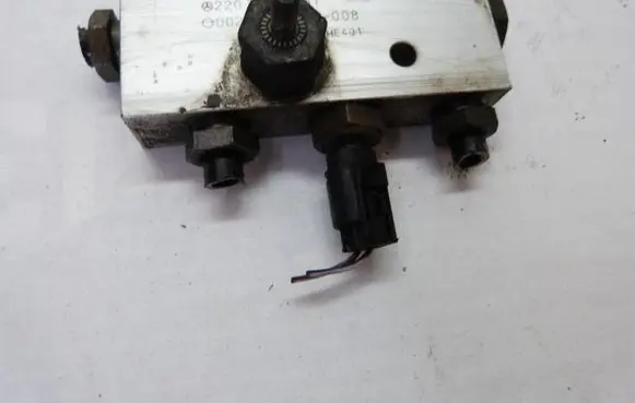 Mercedes-Benz S W220 Other rear suspension part 2203200051
