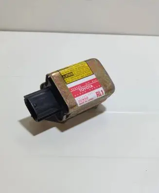 Toyota Prius (XW20) Airbag deployment crash/impact sensor 8986047040 1879000891