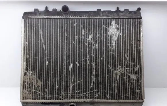 Citroen C4 I Picasso Coolant radiator P9680533480