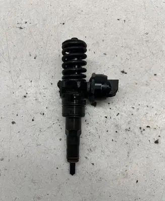 Audi A4 S4 B6 8E 8H Fuel injector 038130073BA 0414720216