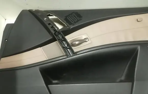 BMW 5 E60 E61 Front door card panel trim