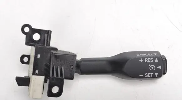 Toyota Prius (XW20) Cruise control switch 