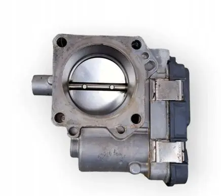 Volkswagen Golf VII Throttle body valve 03F133062B